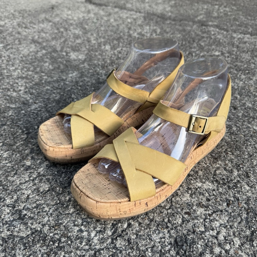 KORK EASE Myrna 2.0 Sandals Womens 8 M Ochre Yellow Leather Strappy Cross Band
